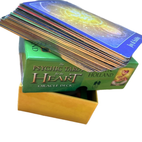 The Psychic Tarot For The Heart 65 Card Oracle Deck & Guidebook John Holland - Picture 7 of 8